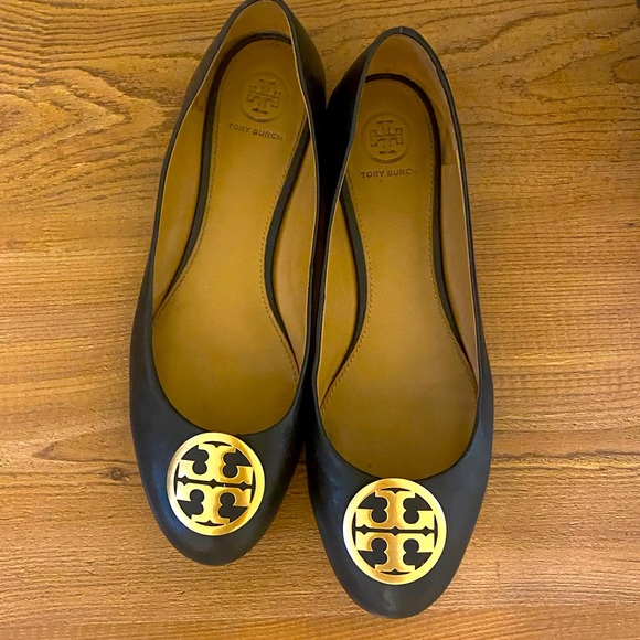 Tory Burch flats. Worn a few times - Picture 1 of 6